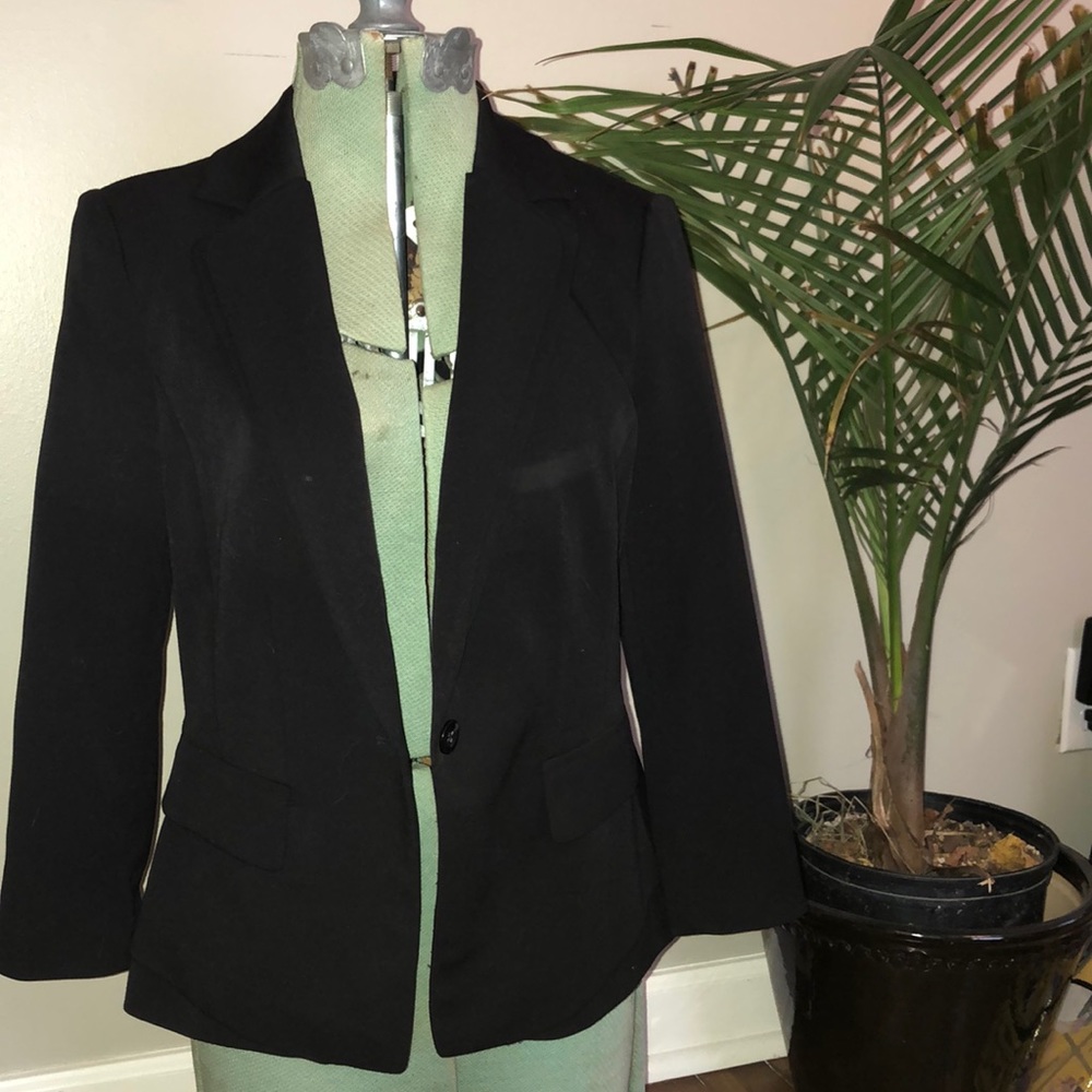 White House Black Market Blazer Top Size 4, New